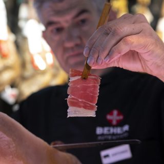 BEHER44